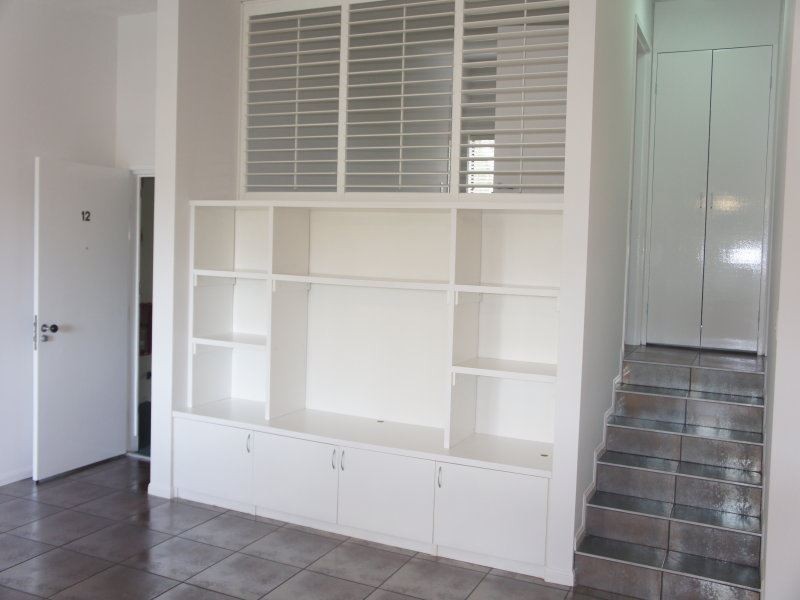 30 Holland Court, Broadbeach QLD 4218