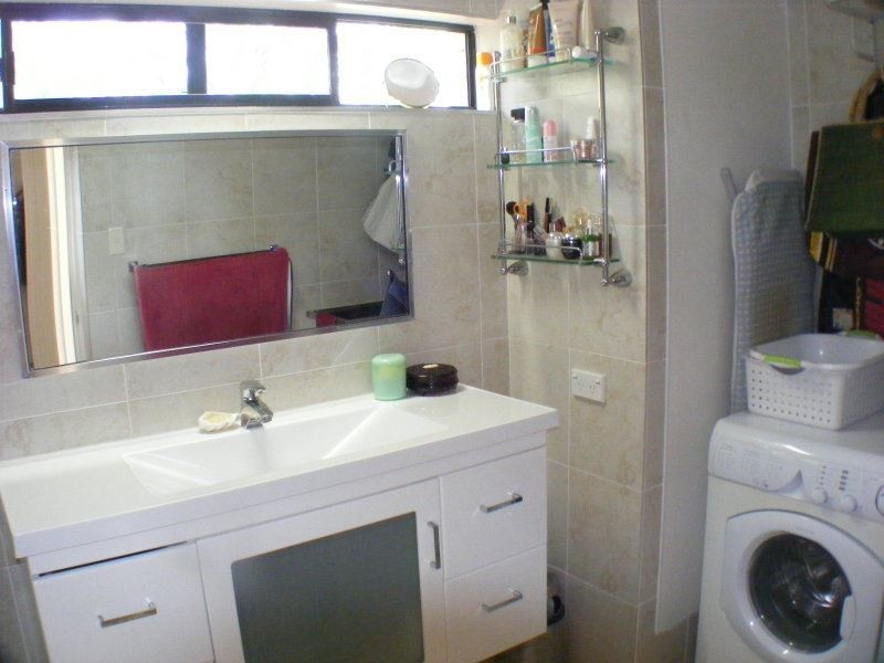 30 Holland Court, Broadbeach QLD 4218