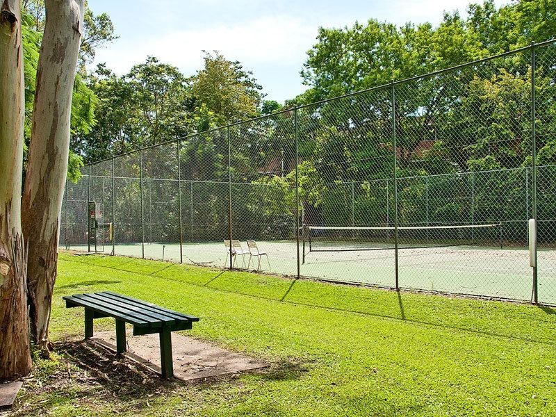 30 Holland Court, Broadbeach QLD 4218