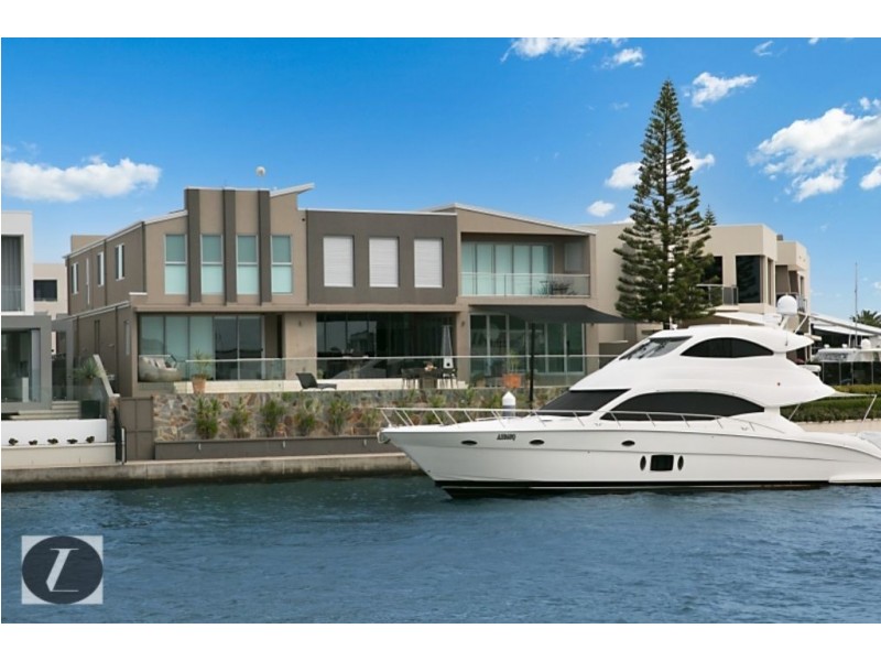 43 Parklane Terrace, Sovereign Islands QLD 4216