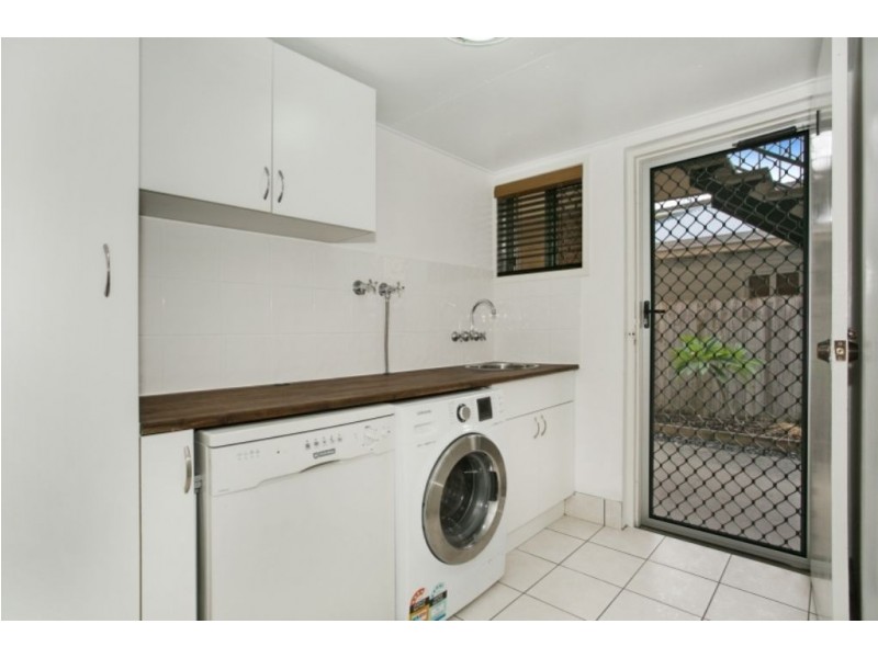 1/9 Birt Avenue, Surfers Paradise QLD 4217