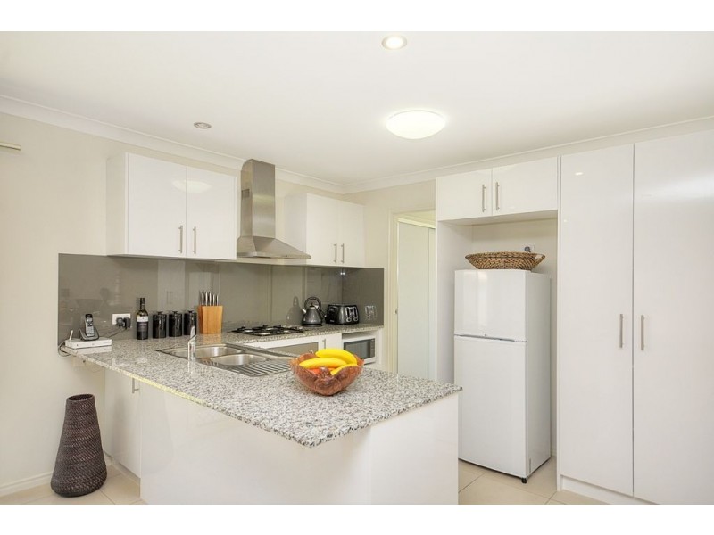 72 ALDGATE CRESCENT, Pacific Pines QLD 4211