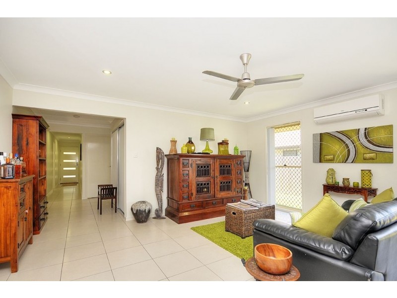 72 ALDGATE CRESCENT, Pacific Pines QLD 4211