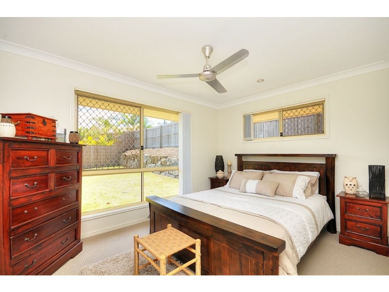 72 ALDGATE CRESCENT, Pacific Pines QLD 4211