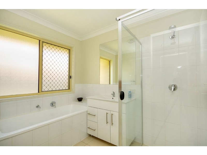 72 ALDGATE CRESCENT, Pacific Pines QLD 4211