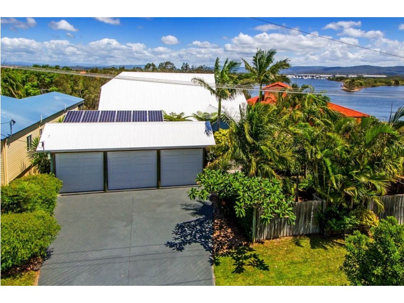 22 Chindrina Street, Hope Island QLD 4212