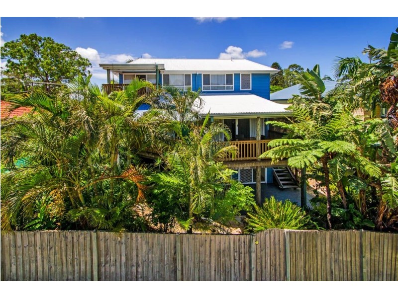 22 Chindrina Street, Hope Island QLD 4212