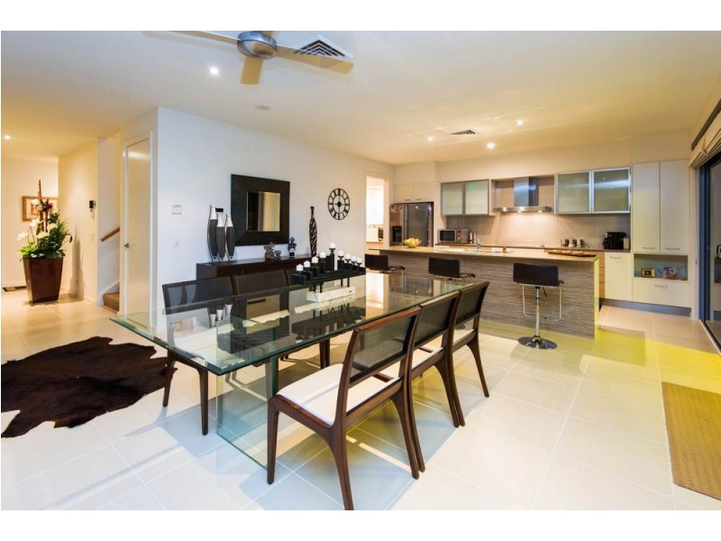 30 East Quay Drive, Biggera Waters QLD 4216