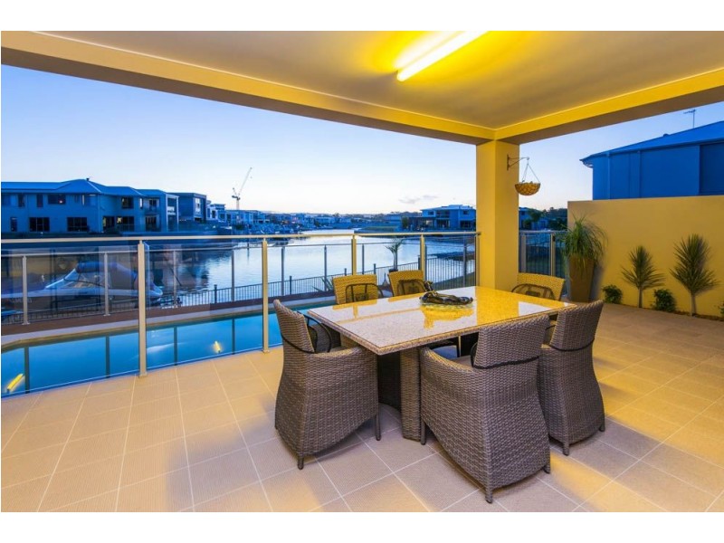 30 East Quay Drive, Biggera Waters QLD 4216