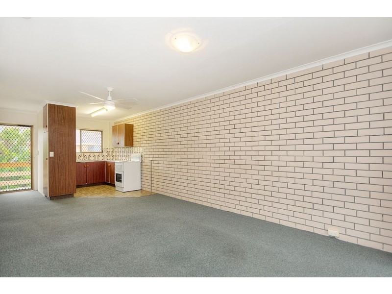 6/20 Peter Pde, Mermaid Waters QLD 4218