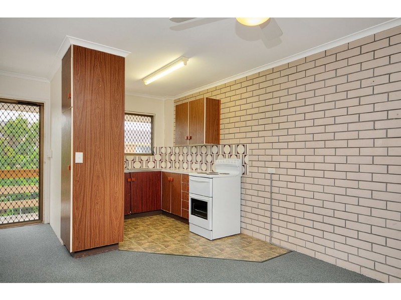 6/20 Peter Pde, Mermaid Waters QLD 4218