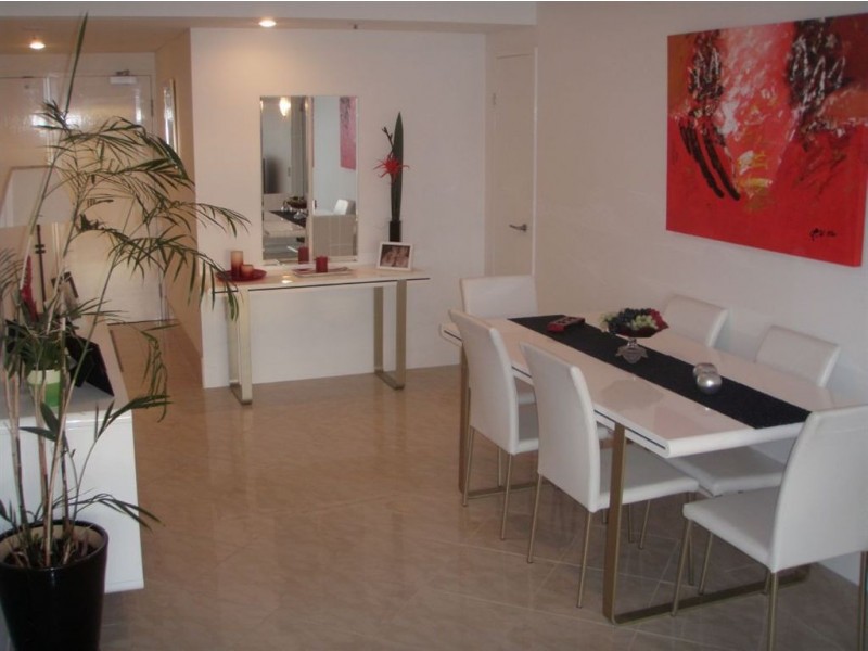 117/12 Commodore Drive, Paradise Waters QLD 4217