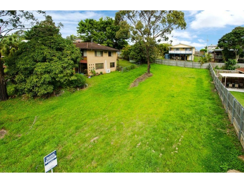 14 Akoonah Street, Hope Island QLD 4212