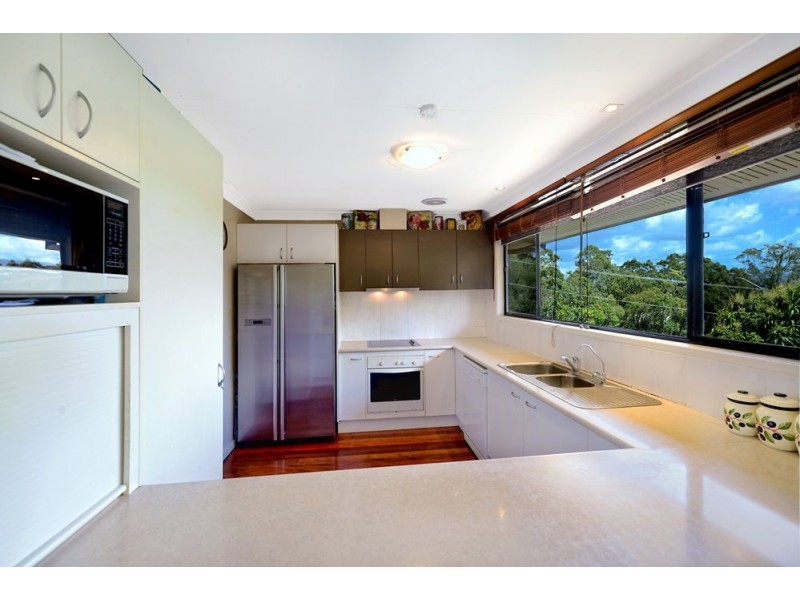 325 Ashmore Road, Benowa QLD 4217