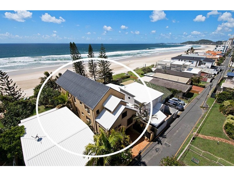 Villa 2/273 Jefferson Lane, Palm Beach QLD 4221