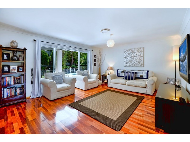 32 Glastonbury Drive, Mudgeeraba QLD 4213
