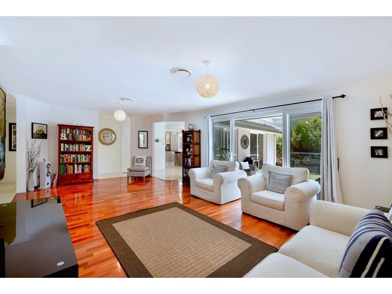 32 Glastonbury Drive, Mudgeeraba QLD 4213