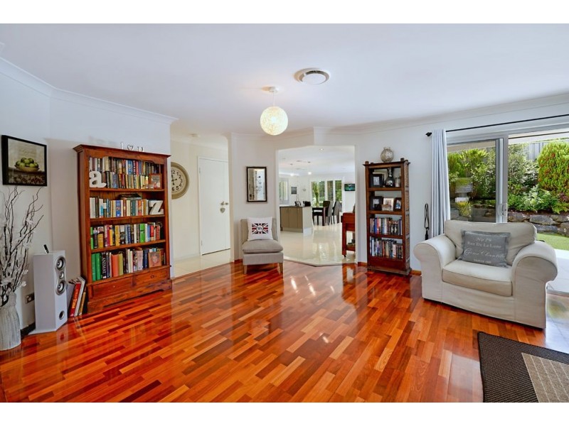 32 Glastonbury Drive, Mudgeeraba QLD 4213