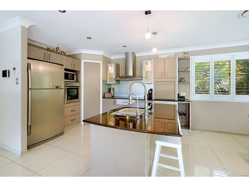 32 Glastonbury Drive, Mudgeeraba QLD 4213