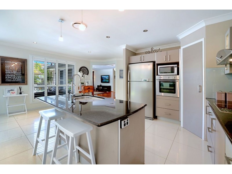32 Glastonbury Drive, Mudgeeraba QLD 4213