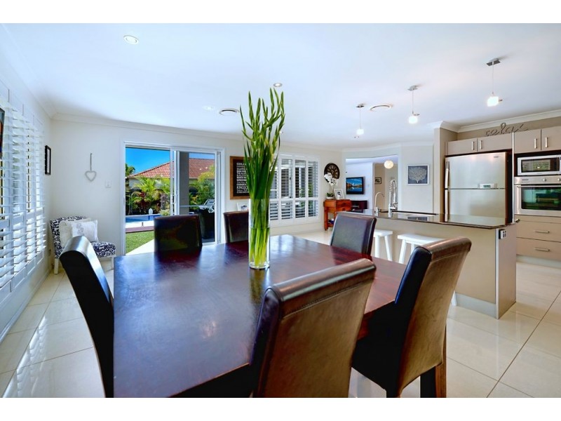32 Glastonbury Drive, Mudgeeraba QLD 4213