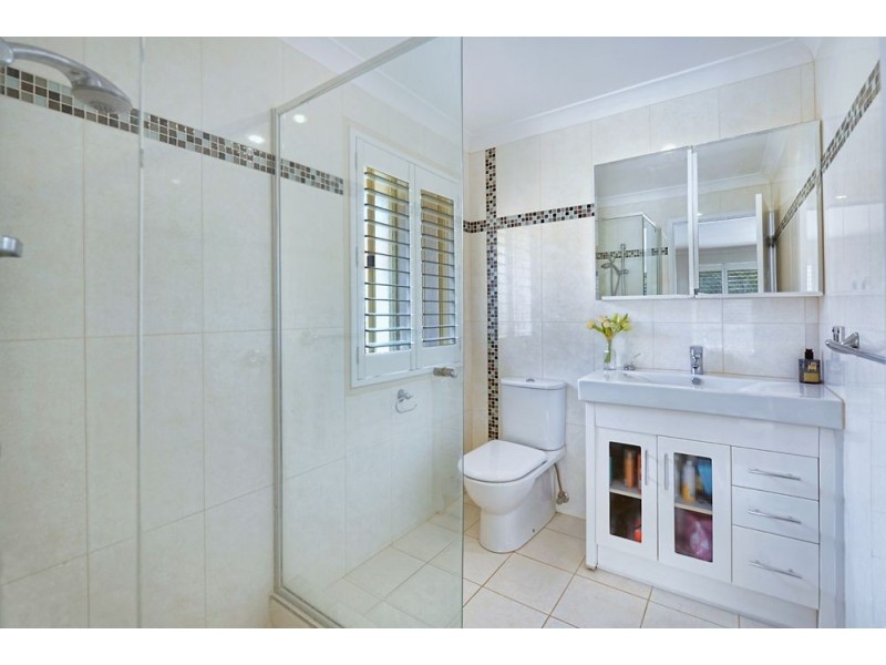32 Glastonbury Drive, Mudgeeraba QLD 4213