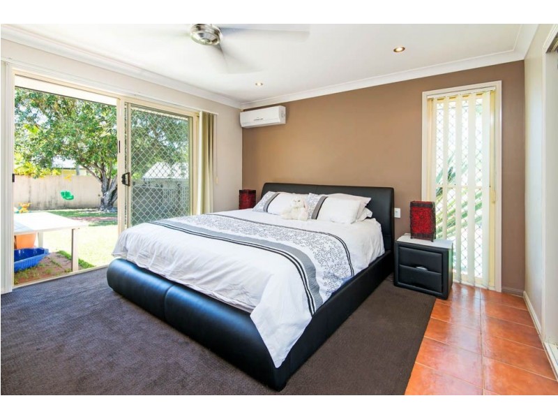 11 Kirdford Court, Arundel QLD 4214