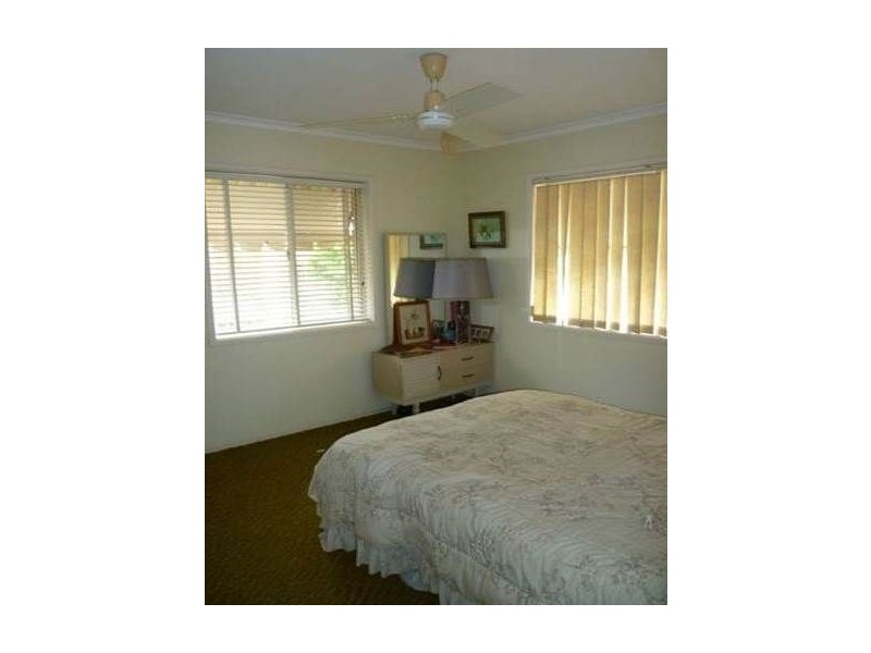 24 Scoter Avenue, Paradise Point QLD 4216