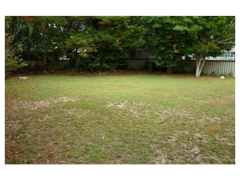 24 Scoter Avenue, Paradise Point QLD 4216