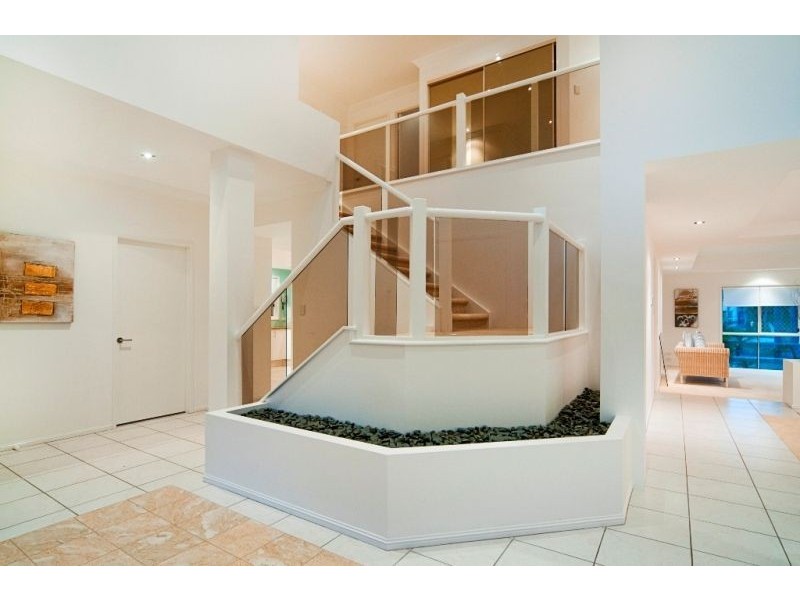 55 Pebble Beach Drive, Runaway Bay QLD 4216