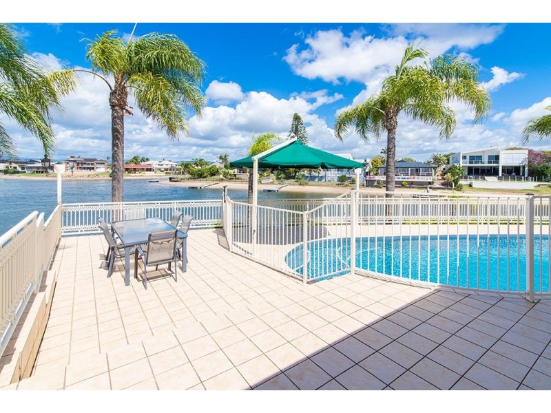 11 Moomba Court, Sorrento QLD 4217