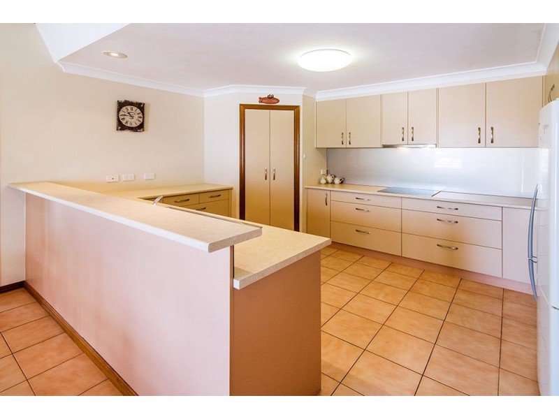 11 Moomba Court, Sorrento QLD 4217