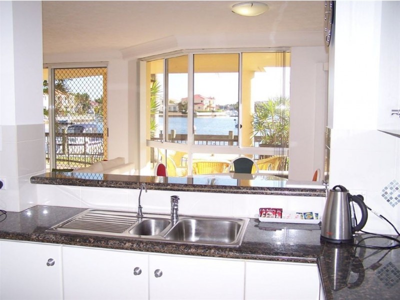 13/41A Broadwater Street, Runaway Bay QLD 4216