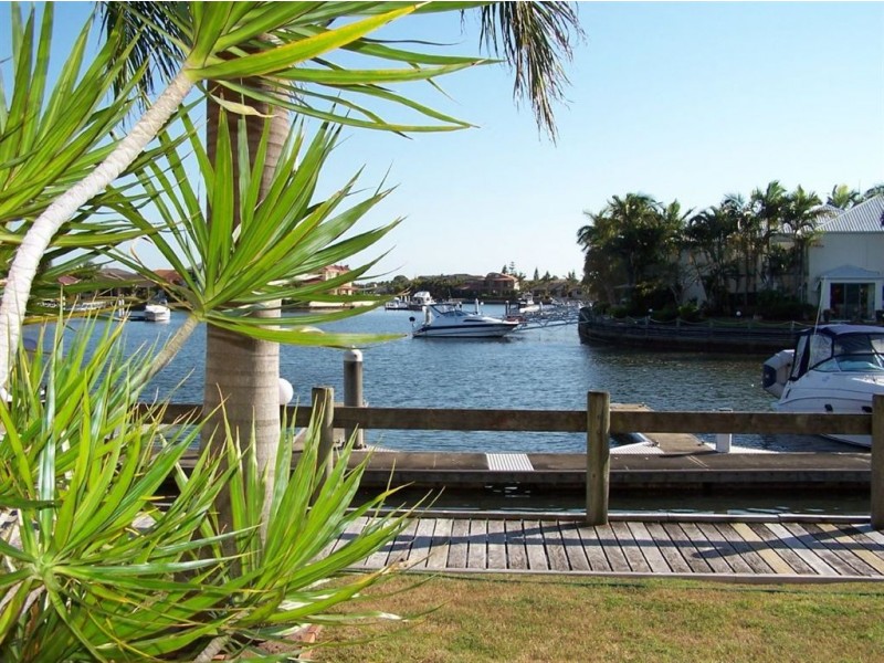 13/41A Broadwater Street, Runaway Bay QLD 4216