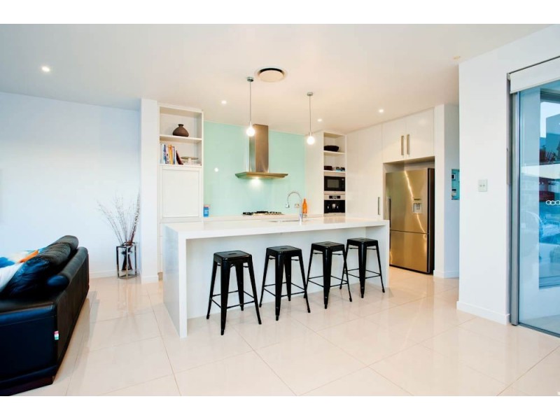 1/11 Southquay Drive, Biggera Waters QLD 4216