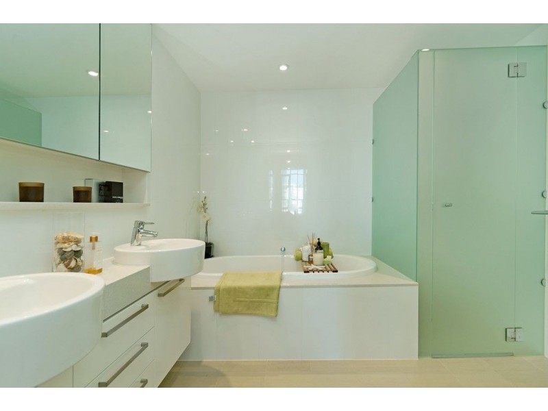 6403/323 Bayview Street, Hollywell QLD 4216