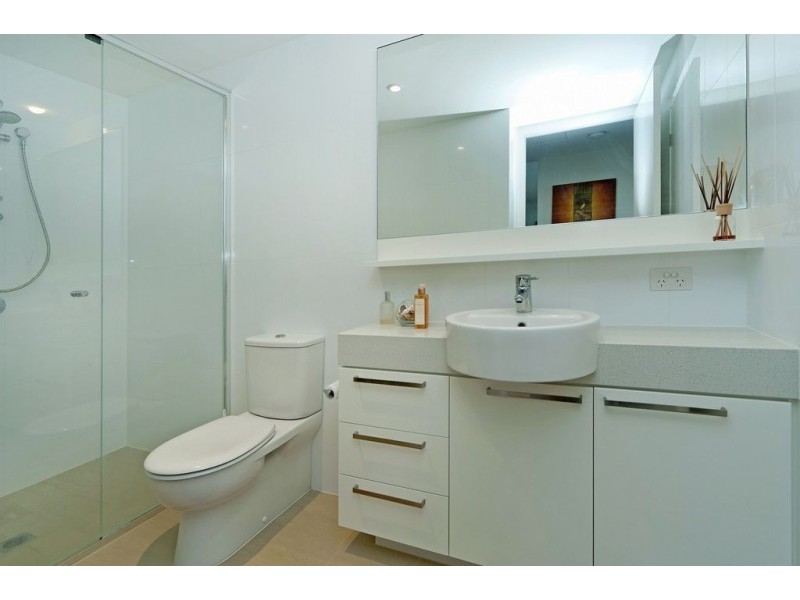 6403/323 Bayview Street, Hollywell QLD 4216