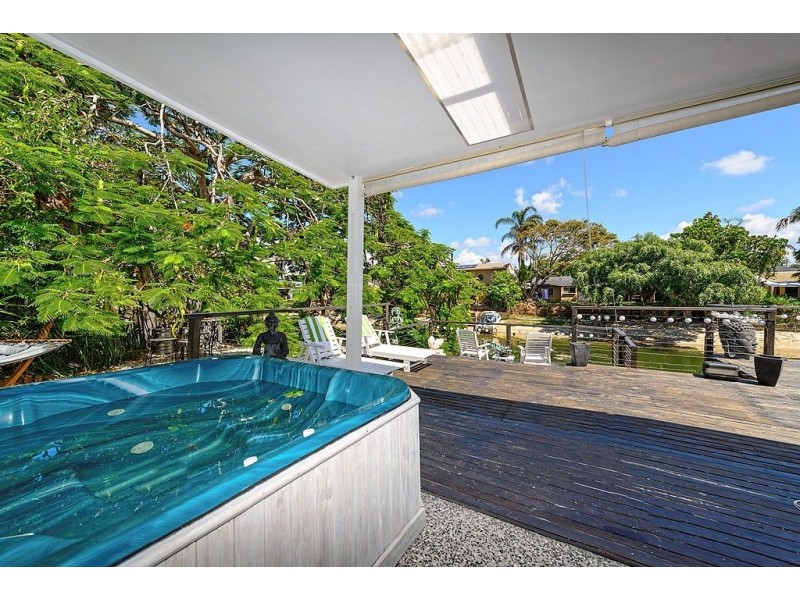 Broadbeach Waters QLD 4218