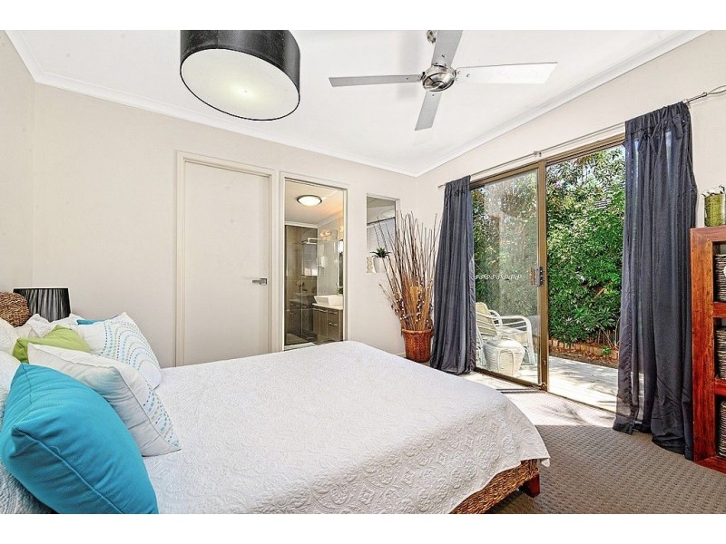 Broadbeach Waters QLD 4218
