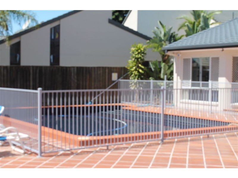 12 Wanneroo Court, Mermaid Waters QLD 4218