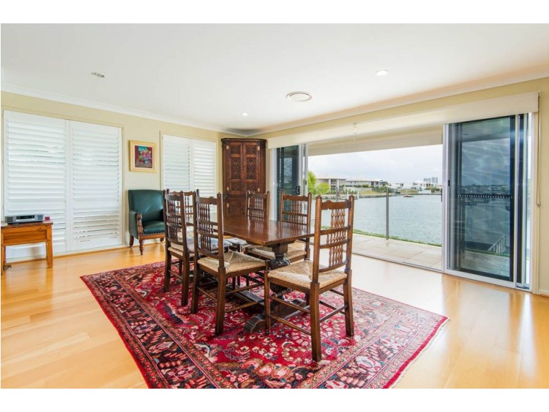61 Compass Drive, Biggera Waters QLD 4216