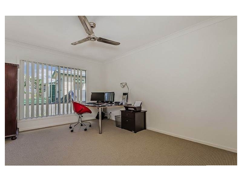 6/215 Benowa Road, Benowa QLD 4217