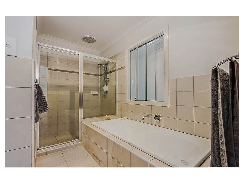 6/215 Benowa Road, Benowa QLD 4217