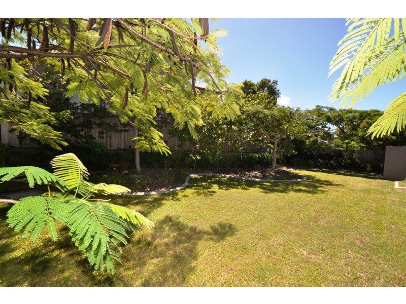 6/215 Benowa Road, Benowa QLD 4217