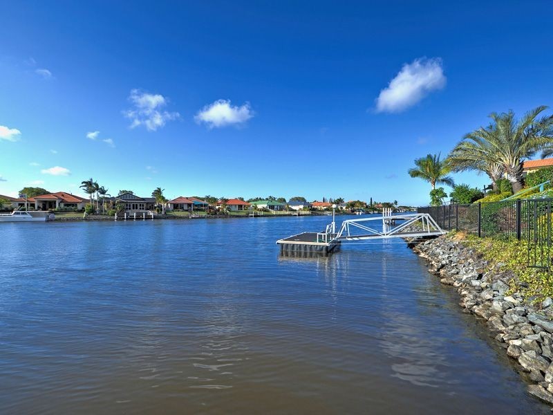 17 Westlake Court, Monterey Keys QLD 4212