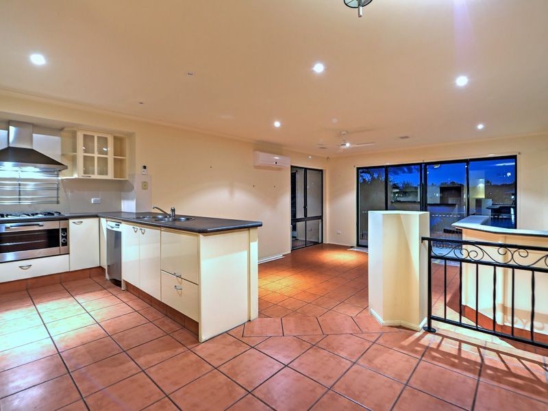 17 Westlake Court, Monterey Keys QLD 4212