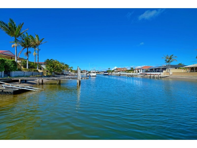 22 Matthew Flinders Drive, Hollywell QLD 4216