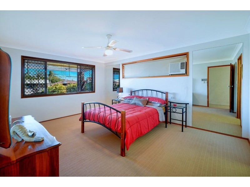 22 Matthew Flinders Drive, Hollywell QLD 4216