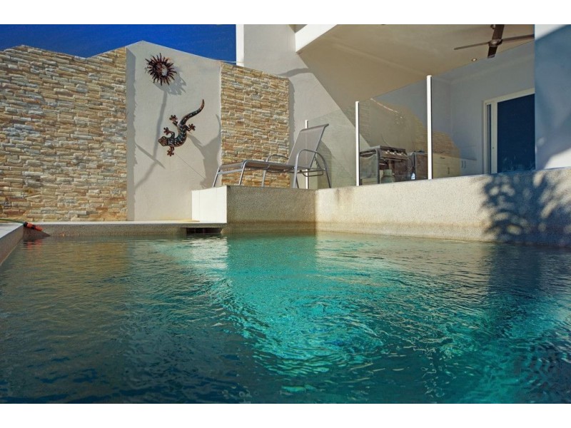 1/25 Compass Drive, Biggera Waters QLD 4216