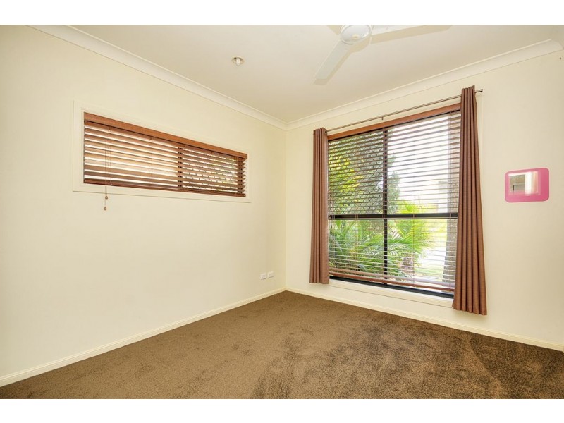 17 Gerona Circuit, Varsity Lakes QLD 4227